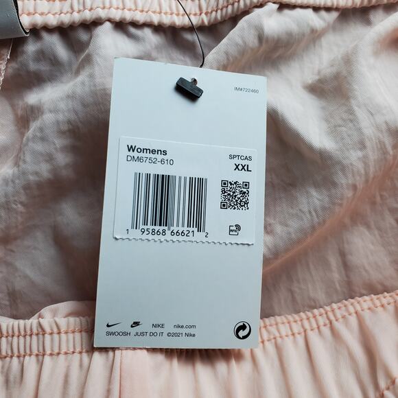 Nike Womens XXL Loose Fit High Rise Swoosh Woven Easy Shorts Pink Pockets New - Picture 5 of 6